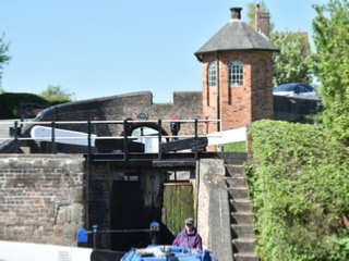 Bringing the boat down through Bratch locks